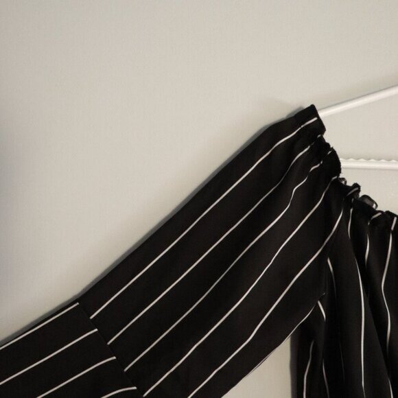 Emery Women's M Black Striped Bell Sleeve Off-the-Shoulder Flare Romper Shorts - Picture 4 of 12